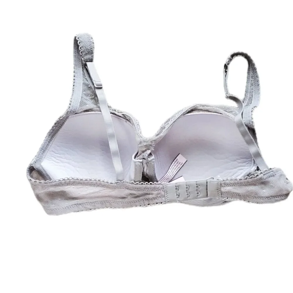 (HH). Victoria's Secret Dream Angels Demi Lace Gray Bra